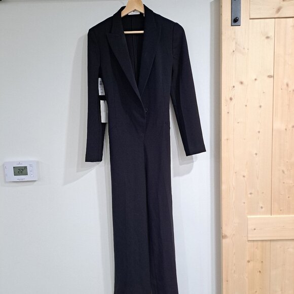 Aritzia Babaton Innovator Jumpsuit - Picture 2 of 7